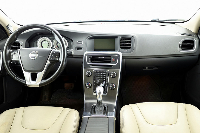 Volvo V60 Summum ATM 1.6 D4 84kW Tallina - foto 5