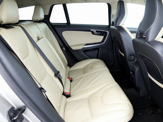 Volvo V60 Summum ATM 1.6 D4 84kW Tallina - foto 7