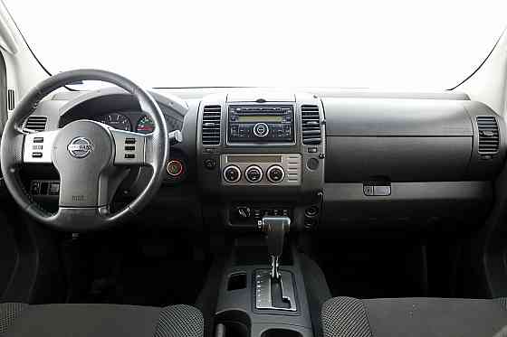 Nissan Navara Comfort 4x4 ATM 2.5 dCi 126kW Tallina