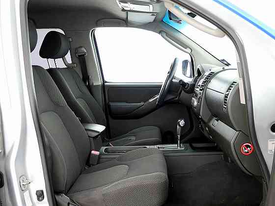 Nissan Navara Comfort 4x4 ATM 2.5 dCi 126kW Tallina