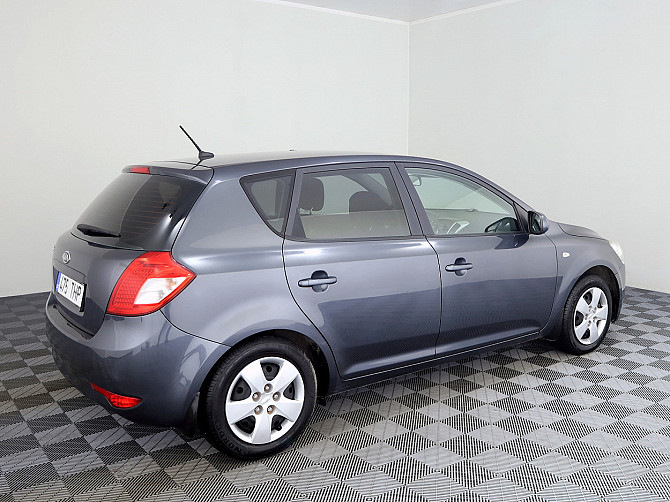 Kia Ceed Facelift 1.6 92kW Tallina - foto 3