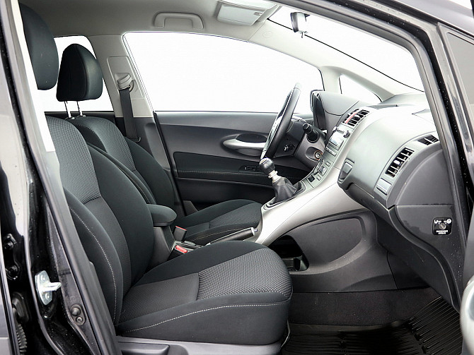 Toyota Auris Linea Sol Facelift 1.6 97kW Tallina - foto 6