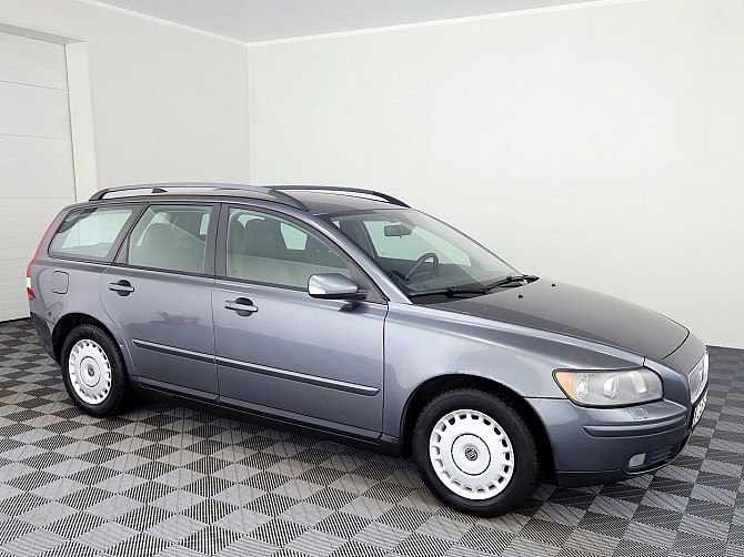 Volvo V50 Momentum 1.8 92kW Tallina - foto 1