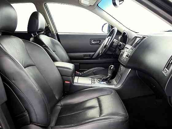 Infiniti FX35 Luxury 3.5 206kW Tallina
