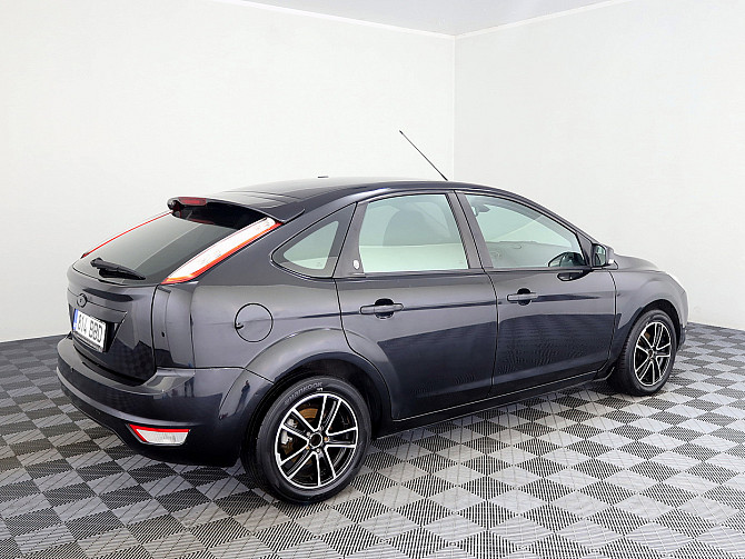 Ford Focus Ghia Facelift 1.6 74kW Tallina - foto 3