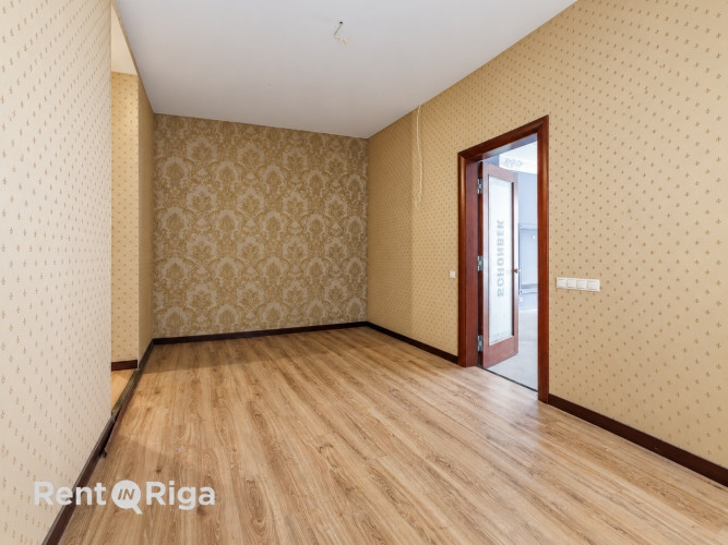 Iznomā multifunkcionālas komerctelpas Brīvības ielā 137  Rīgas tālajā centrā! Rīga - foto 8