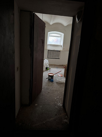 1-istabas dzīvoklis, centrs, M. Matīsa 3, pirmskara māja, 27 kv. m, 1/5 st., Istabas izolētas,... Рига - изображение 1