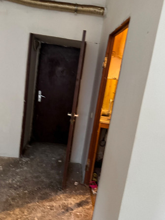 1-istabas dzīvoklis, centrs, M. Matīsa 3, pirmskara māja, 27 kv. m, 1/5 st., Istabas izolētas,... Рига - изображение 5