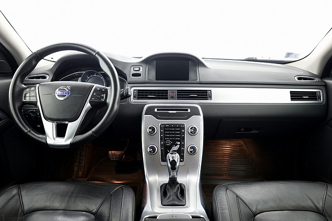 Volvo V70 Summum Facelift ATM 2.0 D5 133kW Tallina - foto 5