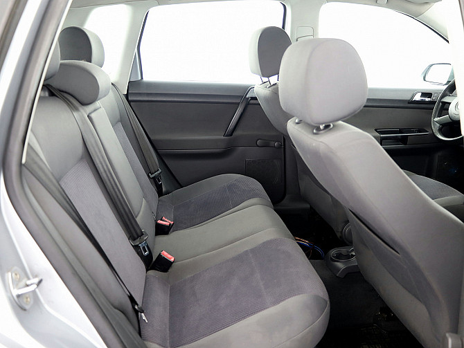 Volkswagen Polo Comfortline Facelift 1.2 47kW Tallina - foto 7
