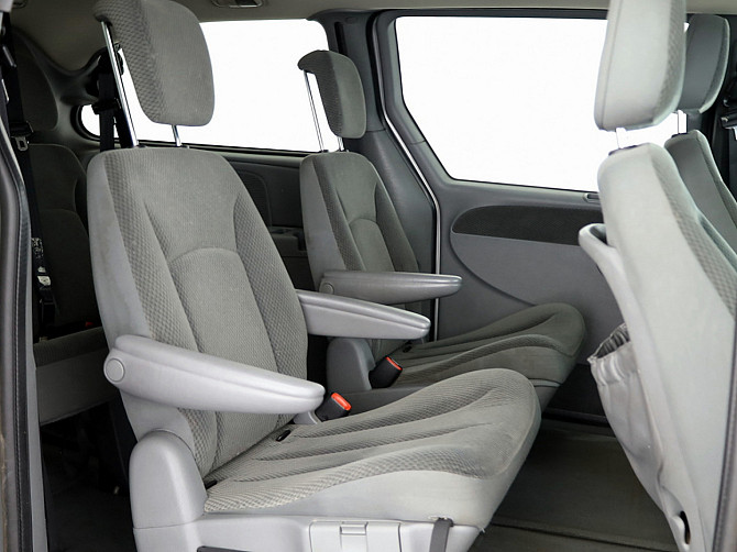 Chrysler Grand Voyager Comfort ATM 2.8 CRD 110kW Tallina - foto 7