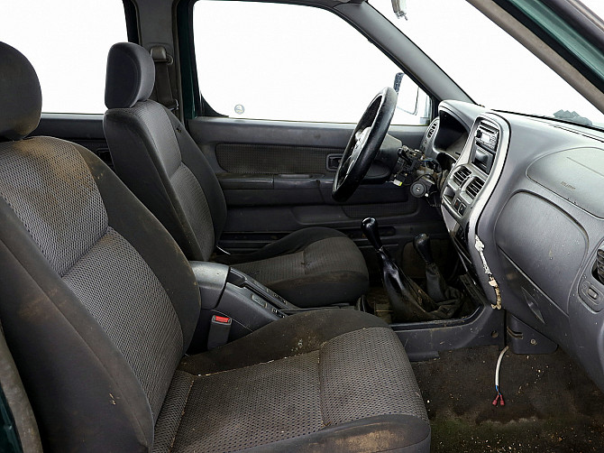 Nissan Navara Facelift 4x4 2.5 dCi 98kW Tallina - foto 6