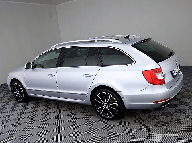 Skoda Superb Highline Facelift 4x4 ATM 2.0 TDI 125kW Tallina - foto 4