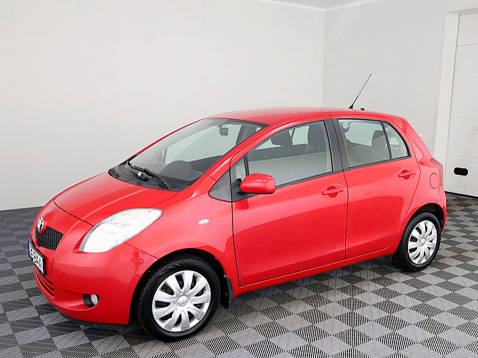 Toyota Yaris Linea Sol A-C ATM 1.3 64kW Tallina - foto 2