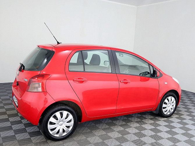 Toyota Yaris Linea Sol A-C ATM 1.3 64kW Tallina - foto 3