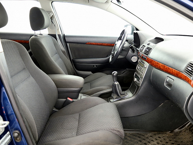 Toyota Avensis Linea Sol 2.0 108kW Tallina - foto 6