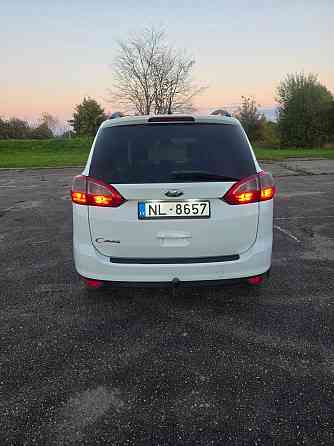 Grand C-Max Pagājušajā gadā tika uzstādīta jauna oriģinālā turbīna. Jauns akumulators. Daugavpils