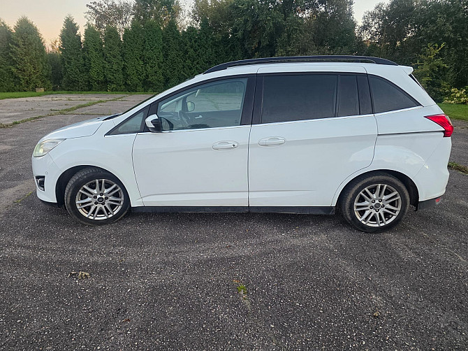 Grand C-Max Pagājušajā gadā tika uzstādīta jauna oriģinālā turbīna. Jauns akumulators. Daugavpils - foto 3