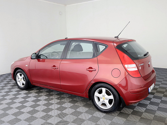 Hyundai i30 Elegance ATM 1.6 90kW Tallina - foto 4
