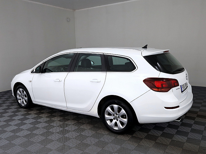 Opel Astra Sports Tourer ATM 1.4 103kW Таллин - изображение 4