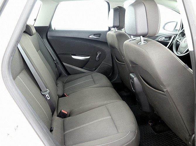 Opel Astra Sports Tourer ATM 1.4 103kW Таллин - изображение 7