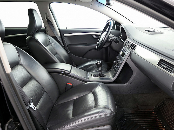 Volvo V70 Summum 2.0 D4 100kW Tallina - foto 6
