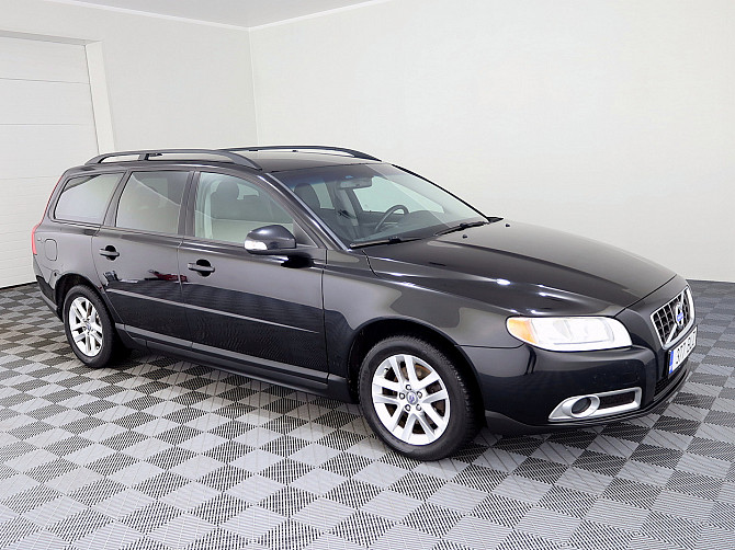 Volvo V70 Summum 2.0 D4 100kW Tallina - foto 1