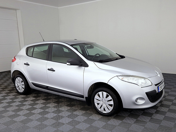 Renault Megane Elegance 1.6 81kW Таллин - изображение 1