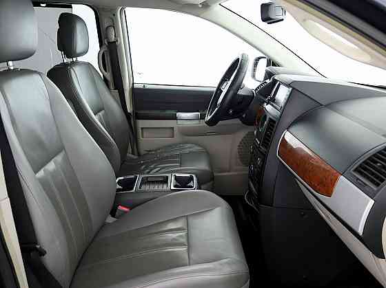 Chrysler Grand Voyager Stow N Go 2.8 CRDi 120kW Таллин