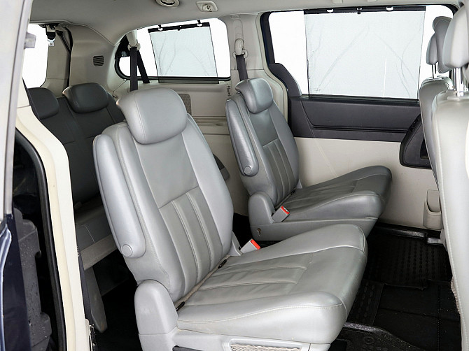 Chrysler Grand Voyager Stow N Go 2.8 CRDi 120kW Таллин - изображение 7