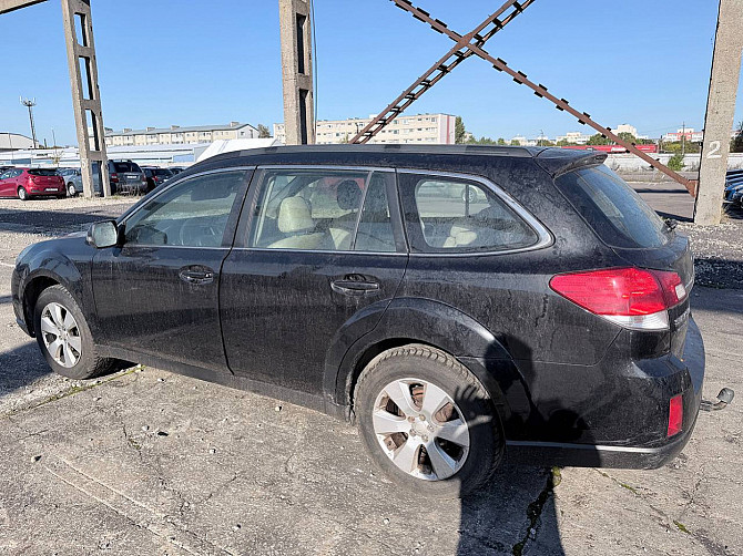 Subaru Outback Comfort AWD 2.0 TD 110kW Tallina - foto 4