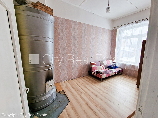 Tiek pārdots namīpašums Jaunjelgavas pilsētas centrā, kas sastāv no 7 dzīvokļiem. Lielisks Jaunjelgava - foto 12