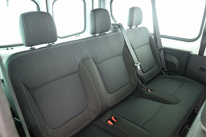 Renault Trafic Long Passenger 1.6 dCi 92kW Таллин - изображение 8
