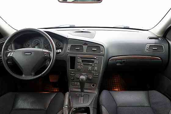 Volvo S60 Summum ATM 2.4 D5 120kW Таллин