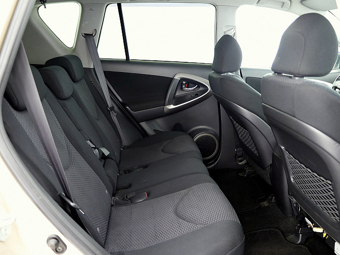 Toyota RAV4 Linea Sol 2.0 112kW Таллин - изображение 7