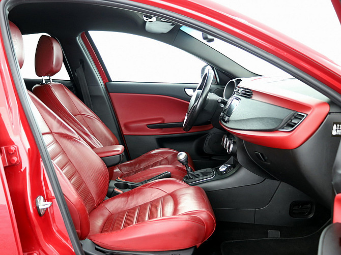 Alfa Romeo Giulietta Luxury Facelift 2.0 JTD 110kW Таллин - изображение 6