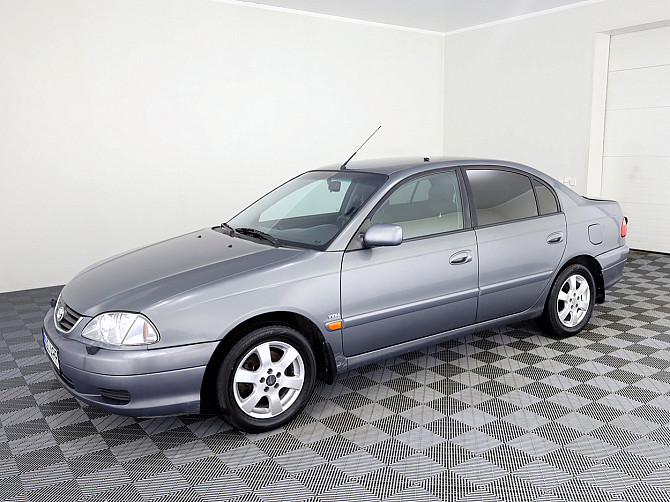 Toyota Avensis Linea Sol Facelift 1.6 81kW Таллин - изображение 2