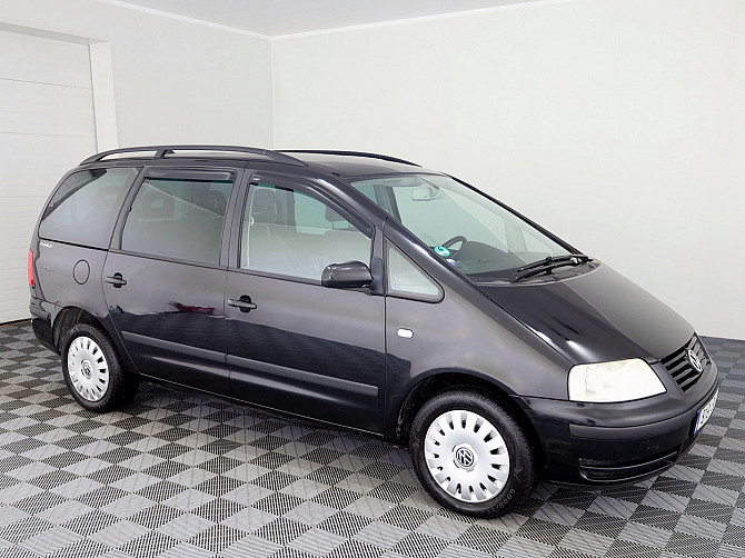 Volkswagen Sharan Family 1.8 110kW Tallina - foto 1