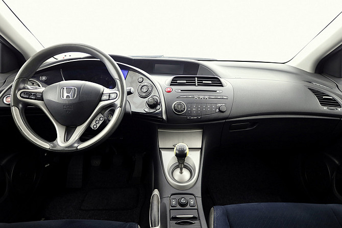 Honda Civic Elegance 1.8 103kW Tallina - foto 5