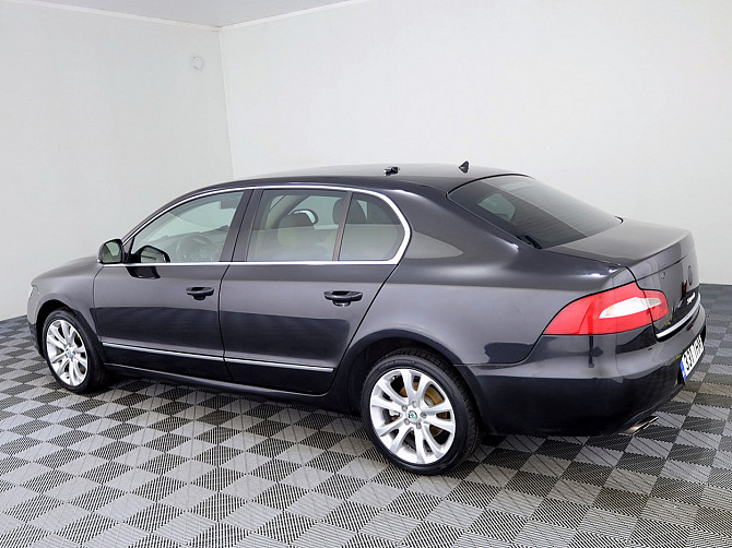 Skoda Superb Highline ATM 1.8 118kW Tallina - foto 4