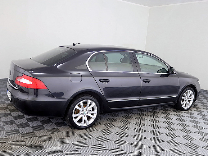 Skoda Superb Highline ATM 1.8 118kW Tallina - foto 3