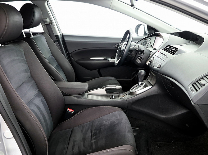 Honda Civic Elegance Facelift ATM 1.8 103kW Tallina - foto 6