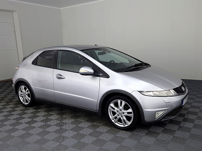 Honda Civic Elegance Facelift ATM 1.8 103kW Tallina - foto 1