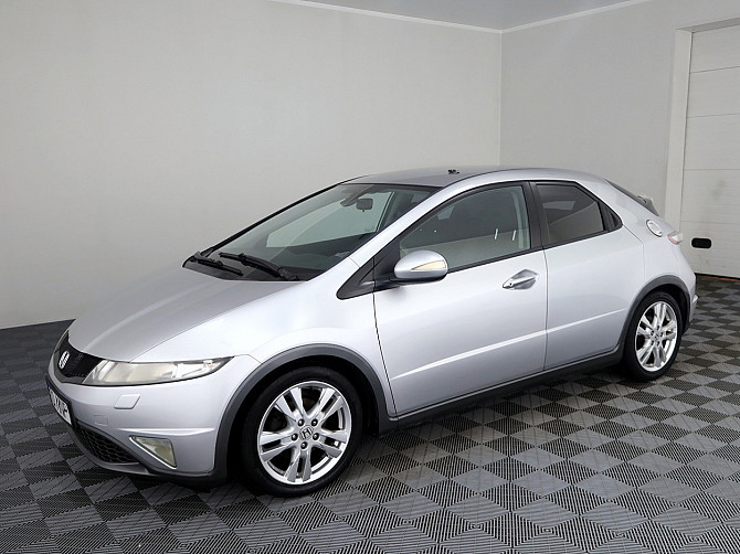 Honda Civic Elegance Facelift ATM 1.8 103kW Tallina - foto 2