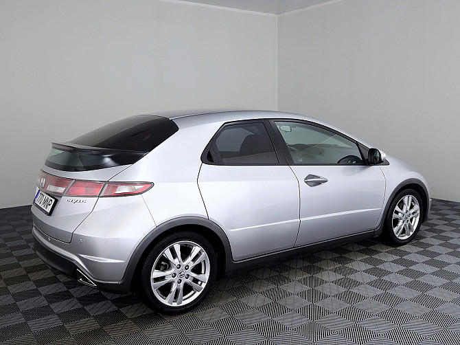 Honda Civic Elegance Facelift ATM 1.8 103kW Tallina - foto 3