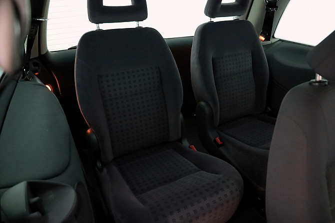 Volkswagen Sharan Comfortline Facelift 1.9 TDI 85kW Tallina - foto 8