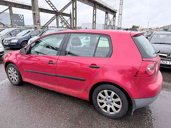 Volkswagen Golf Comfortline ATM 1.6 85kW Tallina