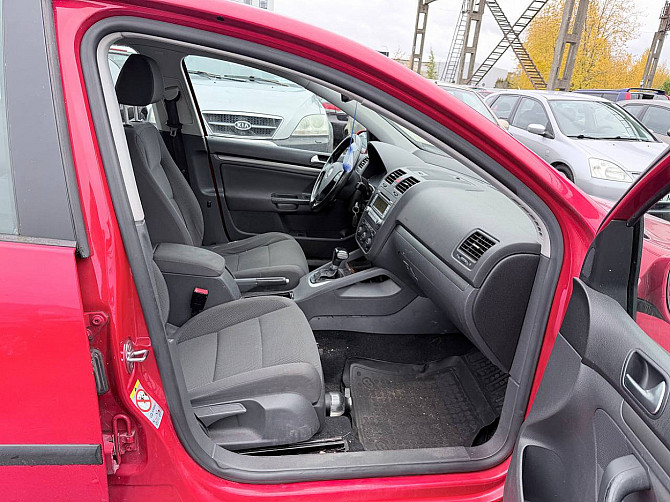 Volkswagen Golf Comfortline ATM 1.6 85kW Tallina - foto 6