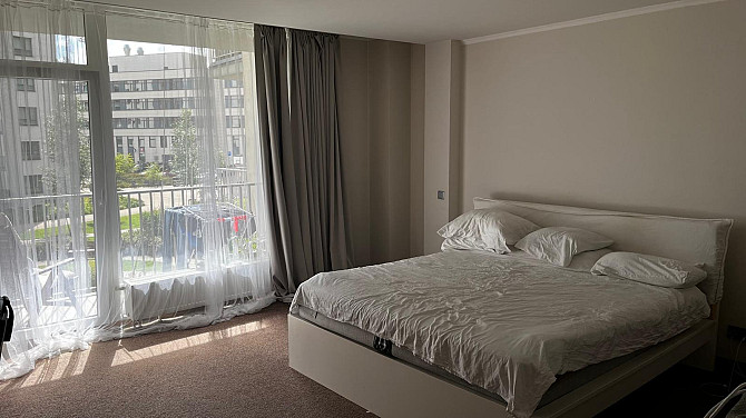 Pārdod 3 istabu dzīvokli projektā “Jaunā Teika” ar 2 lielām lodžijām. Virtuve ar iebūvēto tehniku... Rīga - foto 7