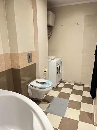 Pārdod 3 istabu dzīvokli projektā “Jaunā Teika” ar 2 lielām lodžijām. Virtuve ar iebūvēto tehniku... Rīga - foto 15